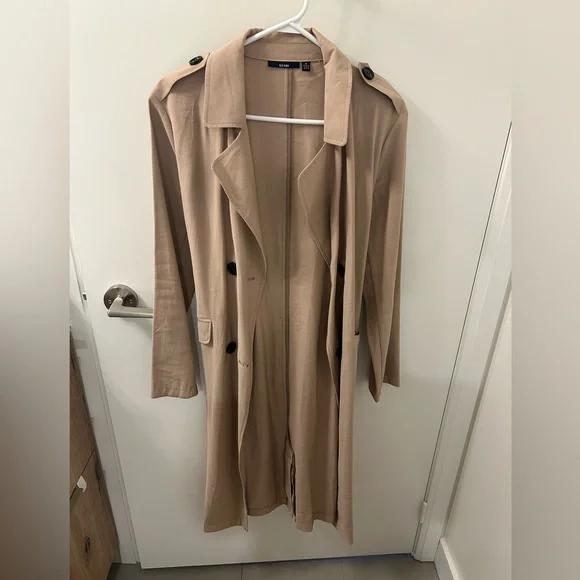 Trench coat - Picture 1 of 3